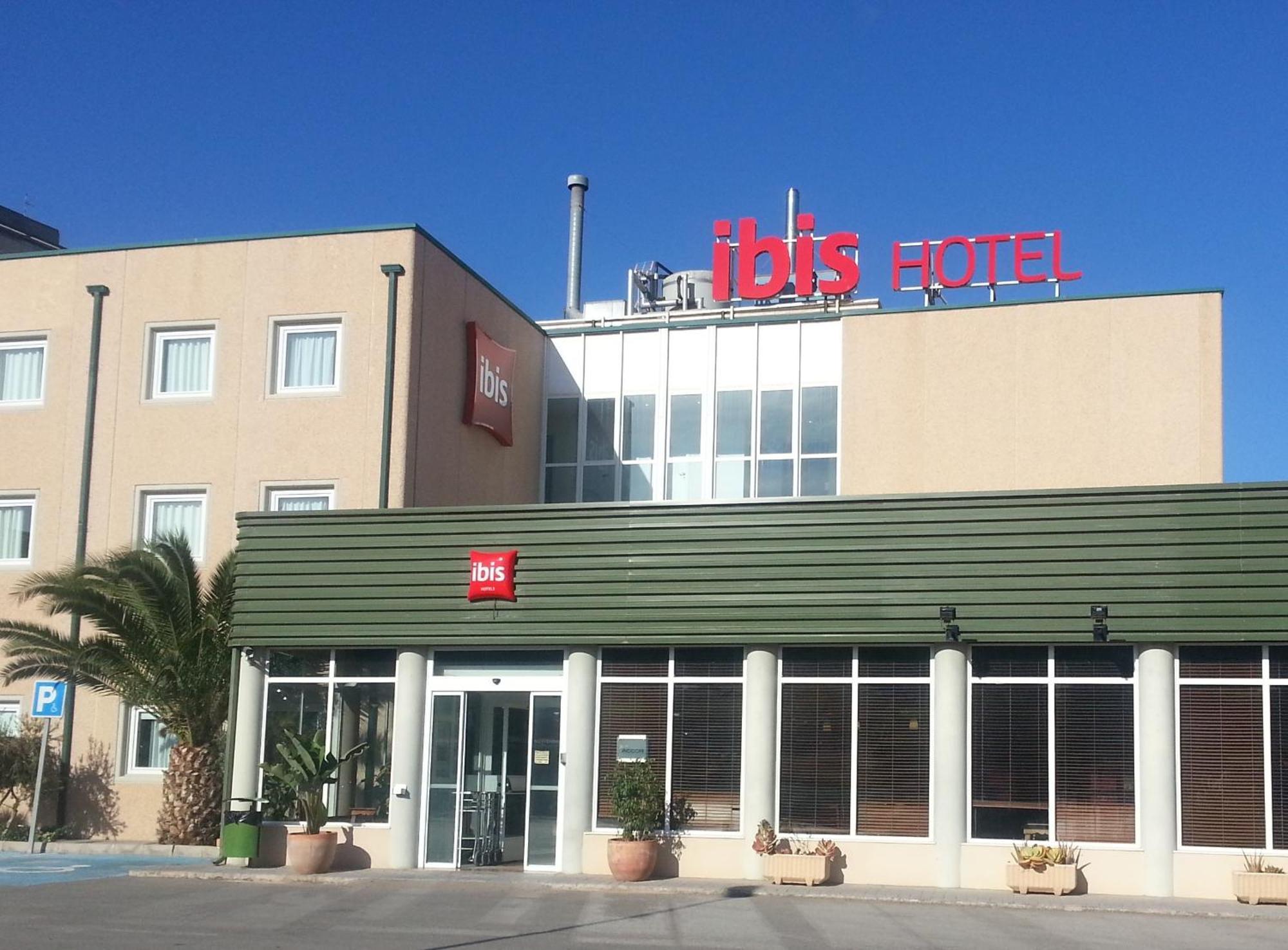 Ibis Hotel Alicante Exterior photo